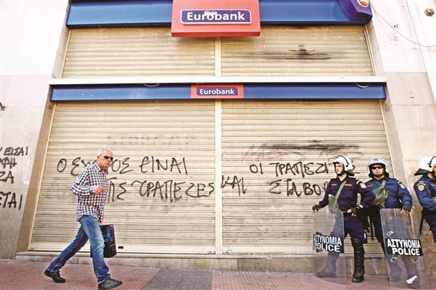 Eurobank sells stake in Turkey