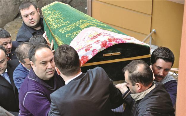 Jailed CHP lawmaker to attend mother’s funeral