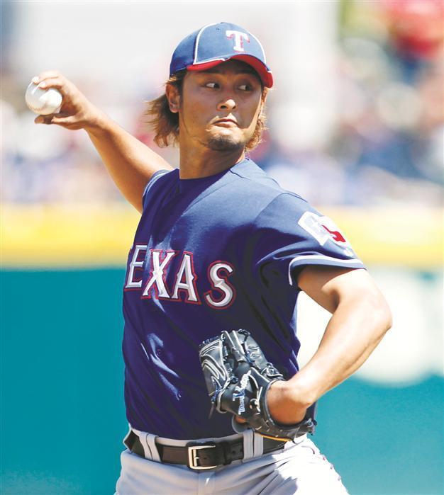 No dream MLB debut, but Darvish creates buzz