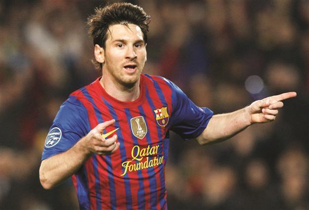 Record-breaking Messi sends Barça into semis