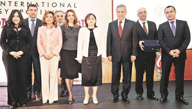 Turkish Deputy PM criticizes women roles in media