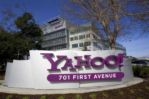 Yahoo to cut 14 percent of workforce in restructuring