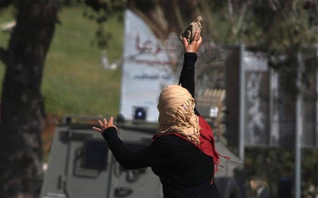 Israel releases Palestinian protest leader
