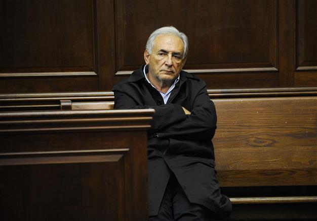 Strauss-Kahn files $1 million suit against NY maid: report