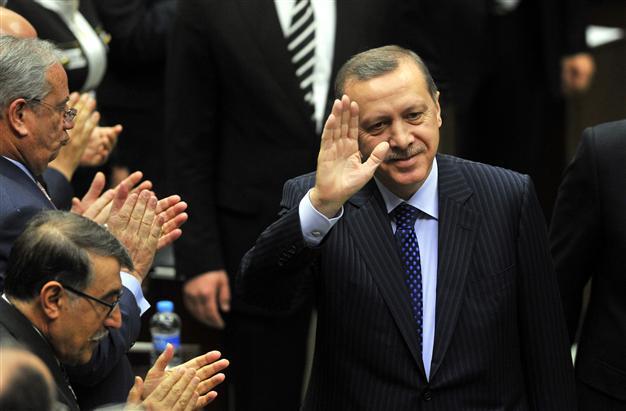 Turkey PM accuses Damascus of holding two journalists