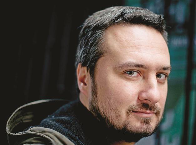 Turkish director Seyfi Teoman in intensive care