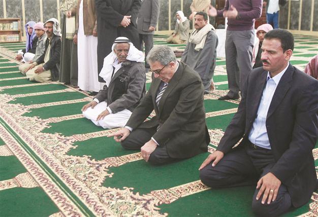New hopefuls in Egypt race