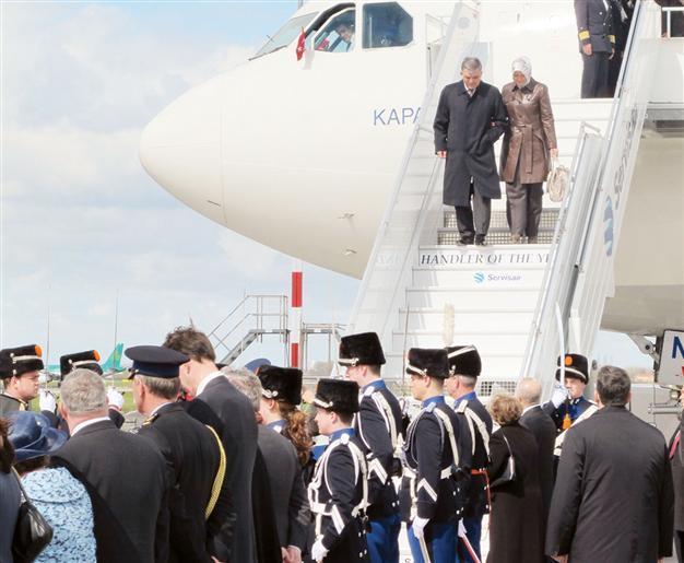 A presidential trip by an outsider eye