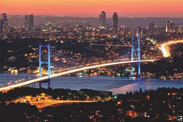 Local, global firms qualified for Bosphorus bridge tender