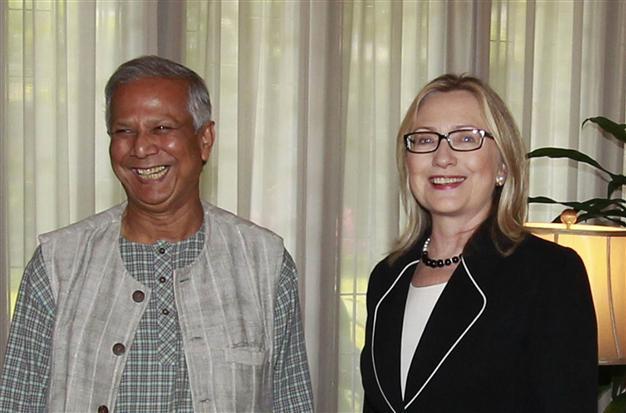 Clinton pressures Bangladesh govt in Grameen Bank row