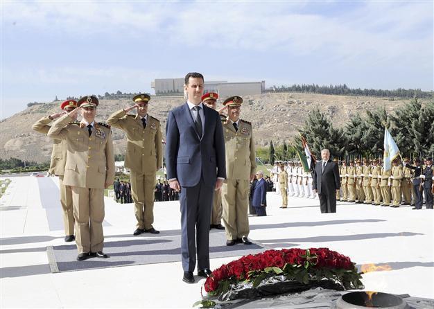 Syria holds parliament vote; opposition boycotts