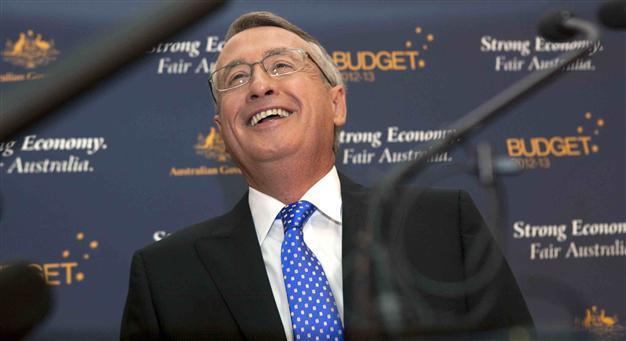 IMF praises Australian budget surplus plans