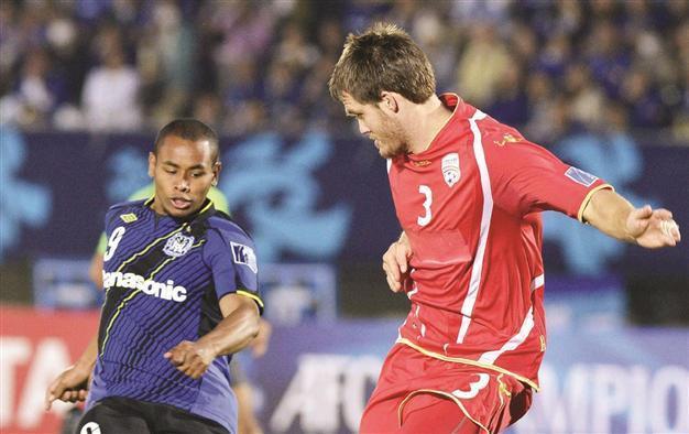Adelaide, Ulsan top groups in Champions League