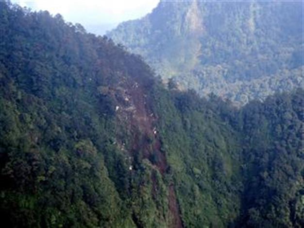Indonesia jet crash bodies sent for identification