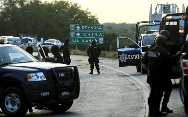 37 bodies dumped on a Mexico highway: officials
