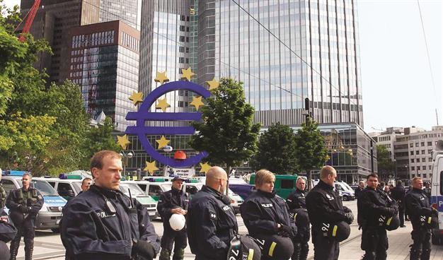 Euro hits two-year low on talks of Greek exit