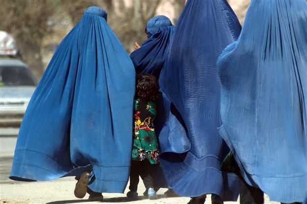Dutch burqa ban plan headed for the garbage can