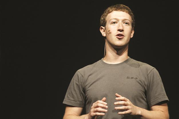 Facebook decides to call on donor status