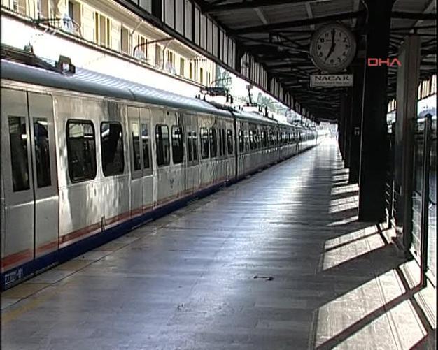 Turkish public workers’ strike shut railways, schools