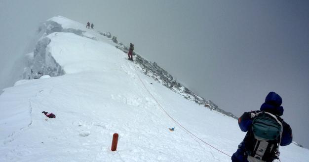 Israeli man gives up quest to reach Everest summit to save Turkish climber