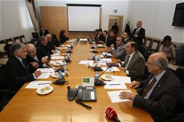 Three more minority properties returned in Turkey