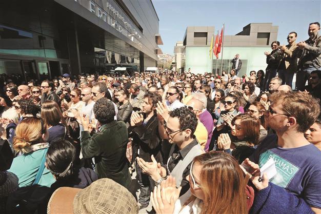 Anger grows over theater management regulations