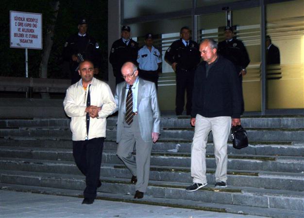 Turkey: 6 retired generals arrested
