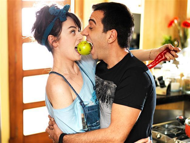 State pressure in Turkey leads unmarried TV couples to tie the knot