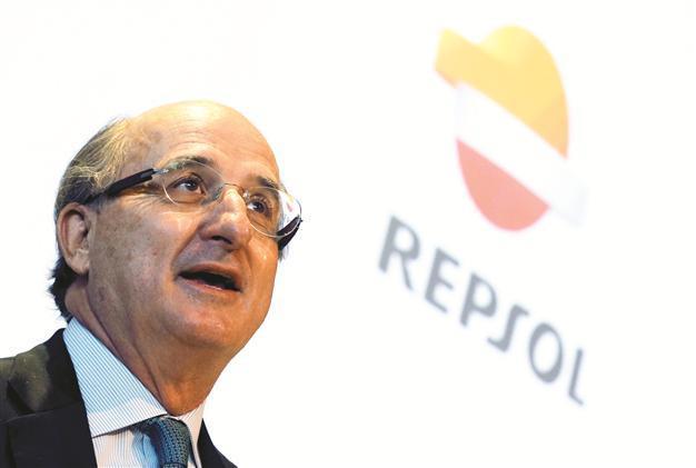 Repsol to invest 19 bln euros in 4 years