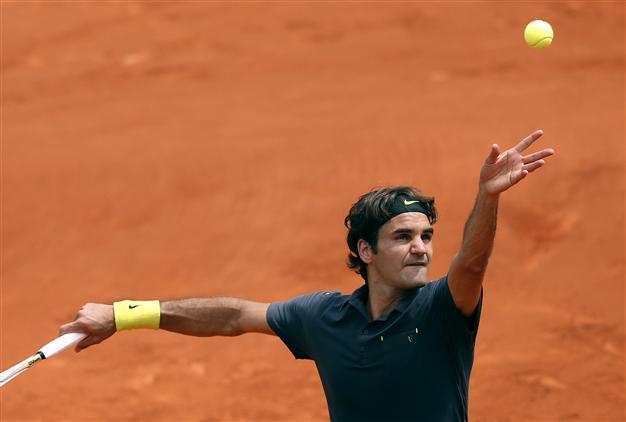 Federer sets new Grand Slam record