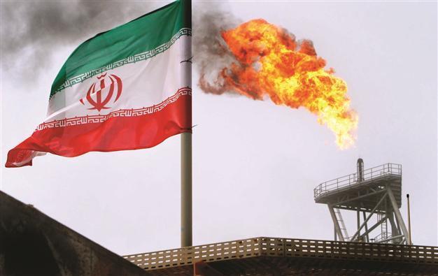 Iran to stop selling oil to Greece and Spain