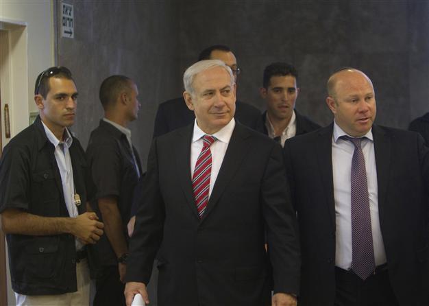 Israel PM considers early election