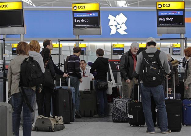 London mayor bemoans terrible Heathrow delays