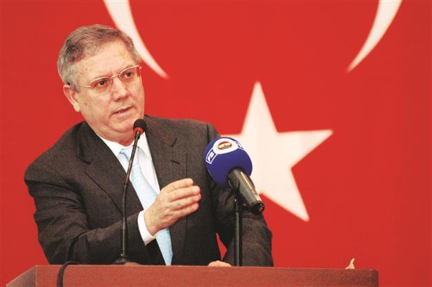 Yıldırım to prevail in Fener congress