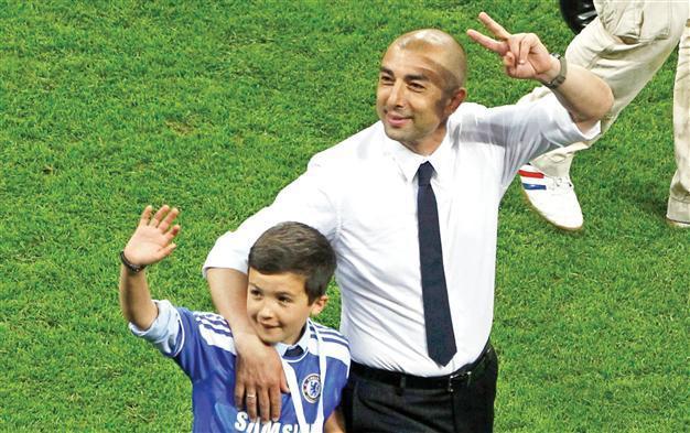 Di Matteo enjoys his glory night - it might be his last