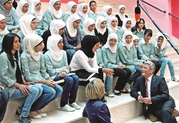 Muslims living in Germany belong there, asserts Gauck