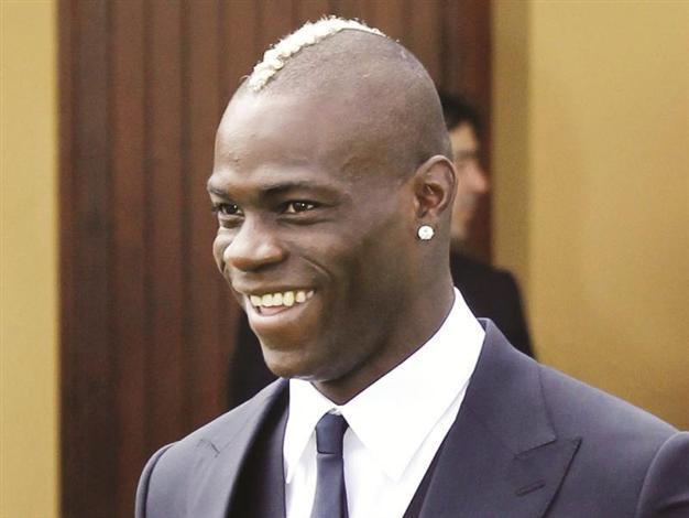 Euro officials play down racism woes