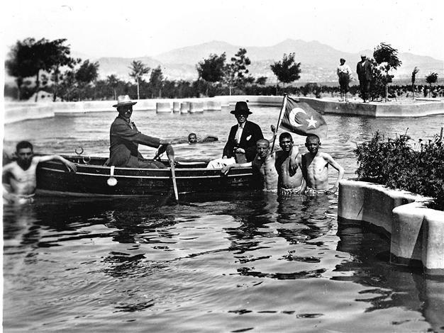 Archive questioning the history of Turkish dams