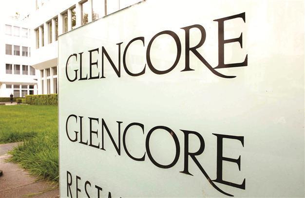 Glencore close to taking over Xstrata for $30 billion