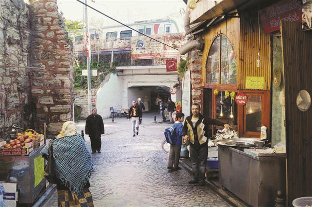 Sounds of cymbals and jazz to rise from historic Samatya