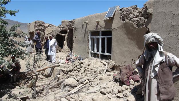 NATO limits airstrikes on Afghan homes