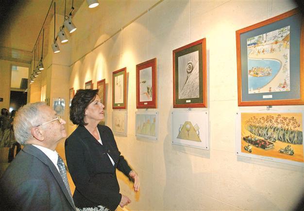 Aydın Doğan cartoon exhibit at university