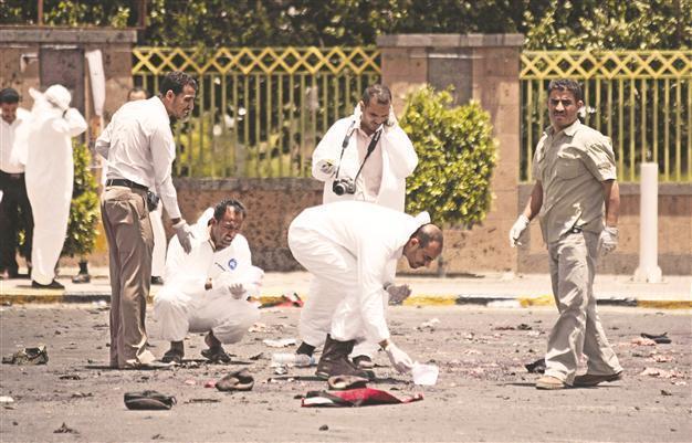 Yemen attack kills scores
