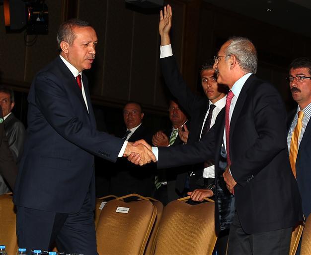 Turkish PM, main opposition leader meet in Ankara over Kurdish issue