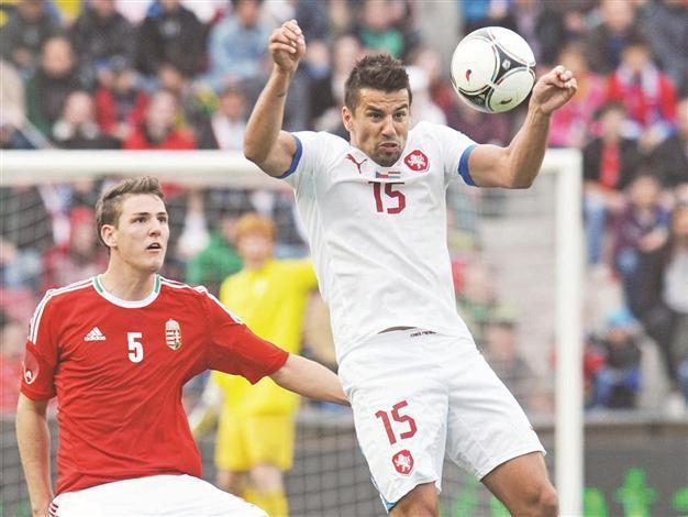 Baros doubtful for Russia opener