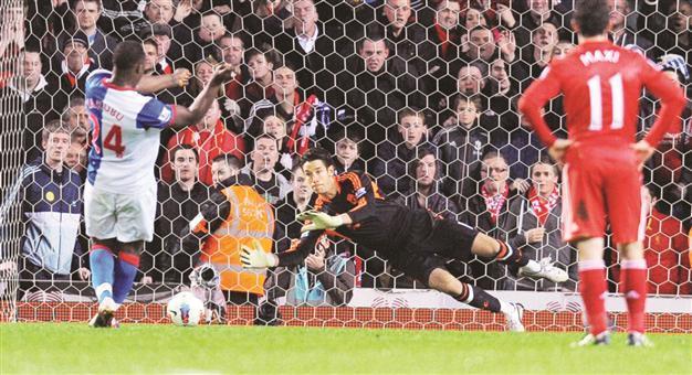 FA romance puts Jones in spotlight