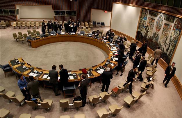UN unanimously approves Syria observer force