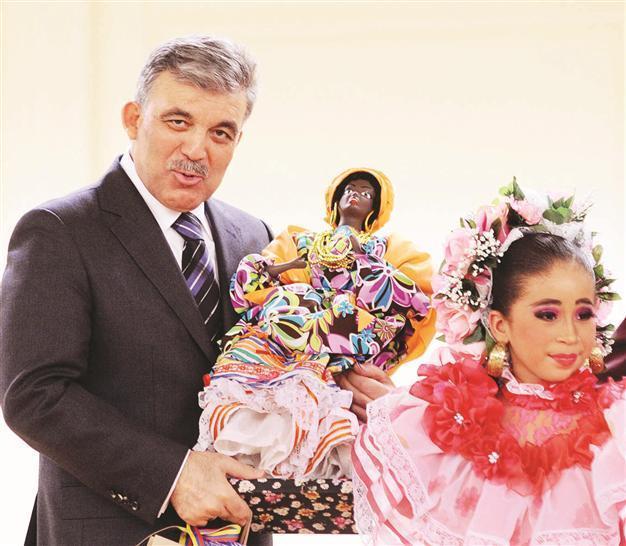 Gül underlines charter on April 23 festivities