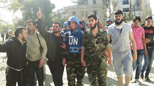 Clashes in Syria mar UN mission