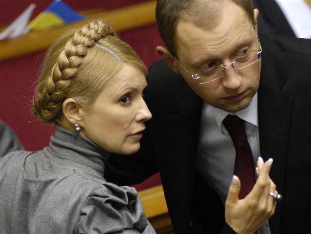 Ukraines jailed Tymoshenko on hunger strike: lawyer